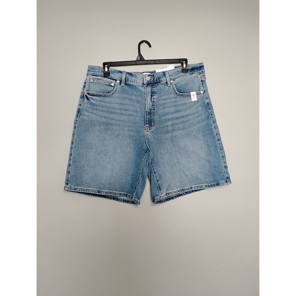 Time And Tru Women's High Rise Denim Bermuda Shorts Size 18